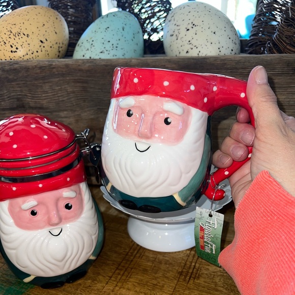 Gnome coffee mug and canister set. NWT. - Picture 7 of 7